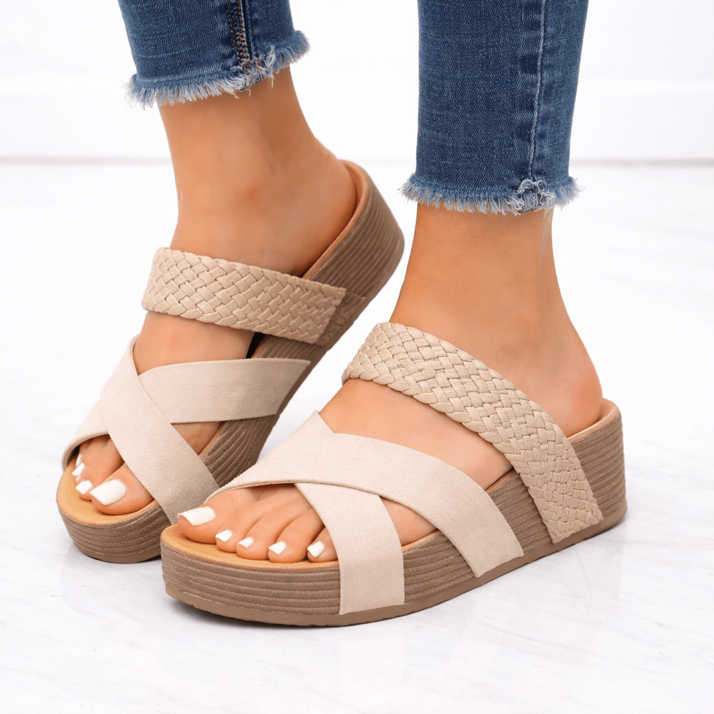 Clara | Mules de Cuña con Tiras Cruzadas para Mujer, Estilo Moderno y Comodidad Diaria - Noa Lagos