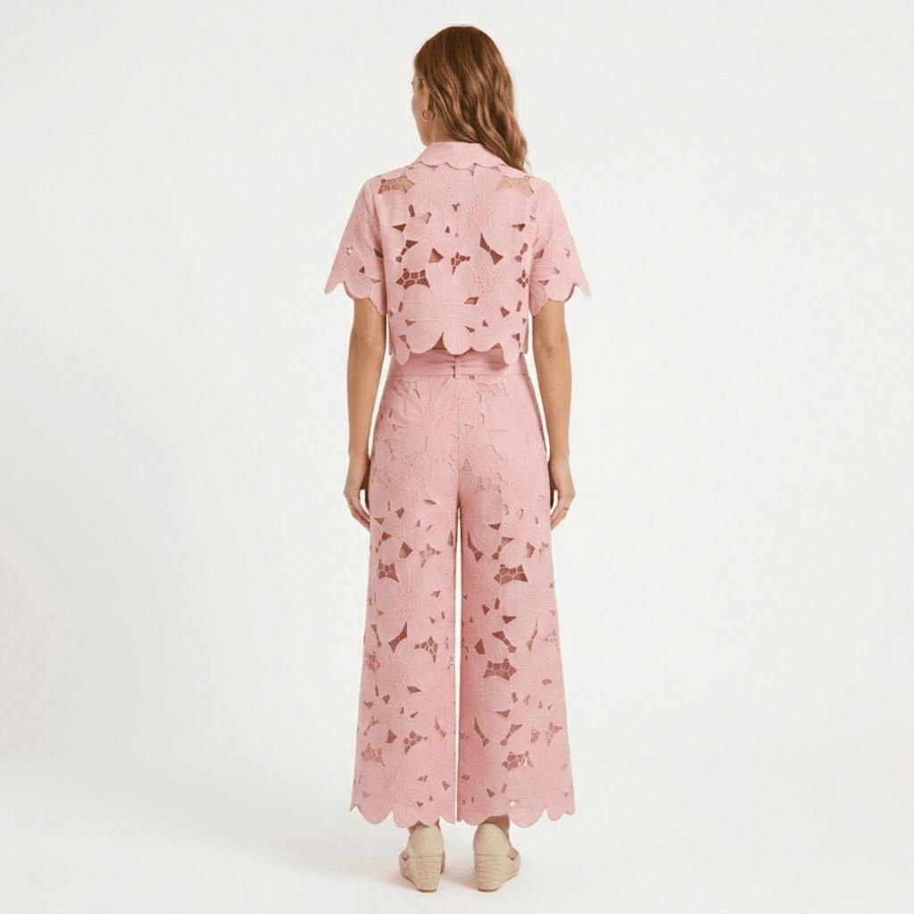 Lucía | Conjunto de Dos Piezas con Top Corto de Encaje y Pantalones Anchos para Mujer - Noa Lagos